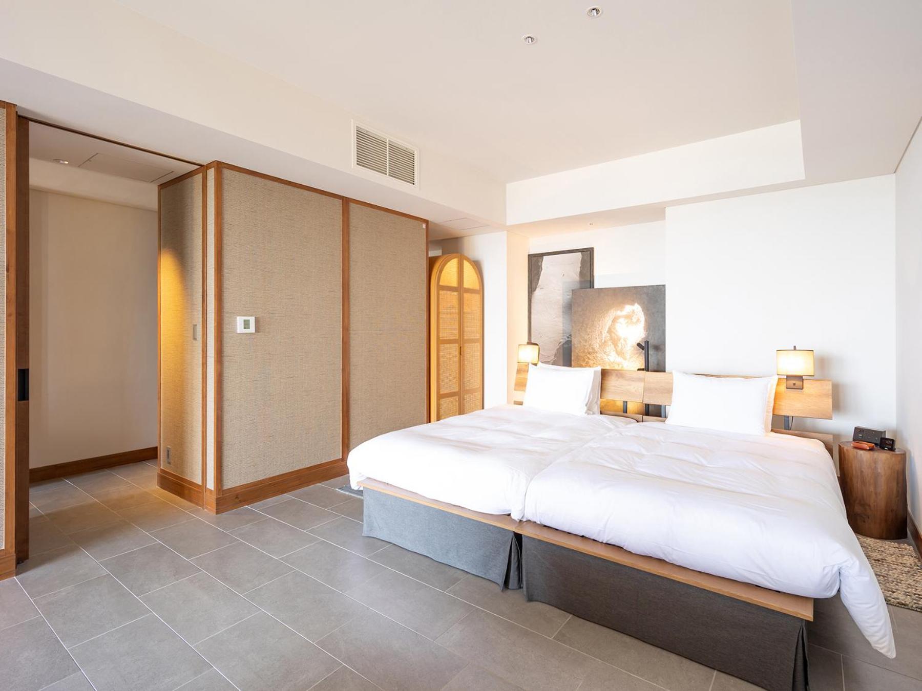 One Suite The Grand Накидзин Номер фото